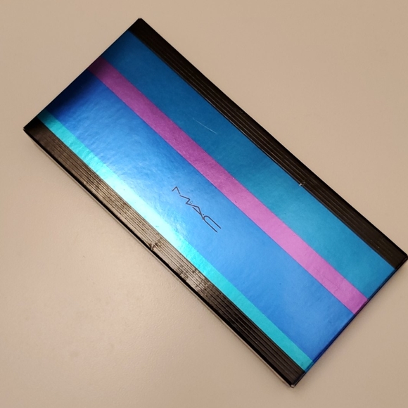 MAC LE enchanted eve face palette - cool